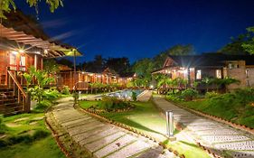 Anna Pham Wooden Bungalow Phu Quoc